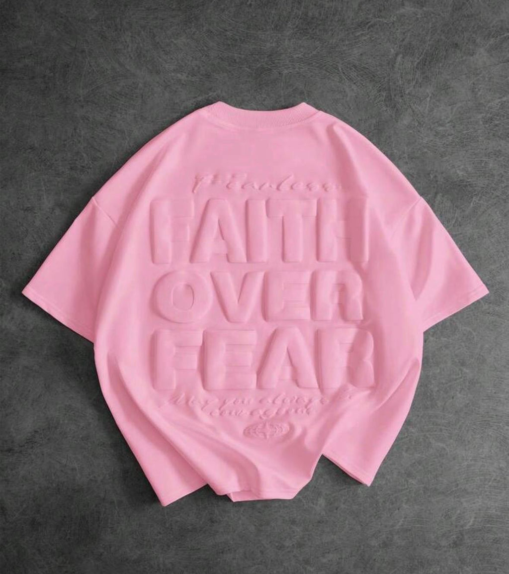 T-shirt Oversize “Faith Over Fear” Rose Pastel