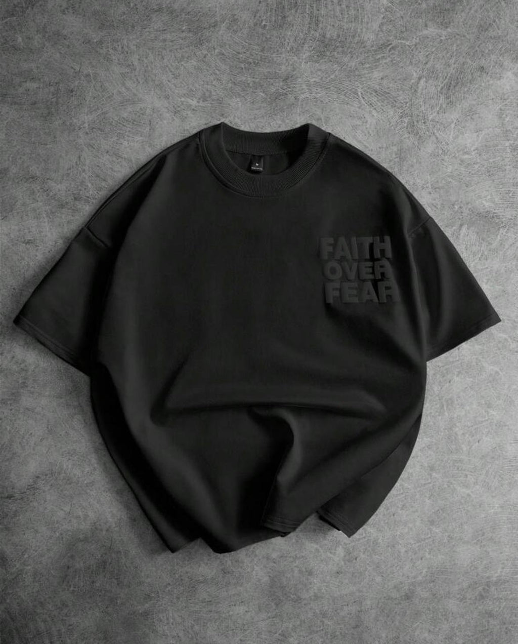 T-shirt Oversize “Faith Over Fear” Total Black